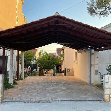Vartal Appartement *