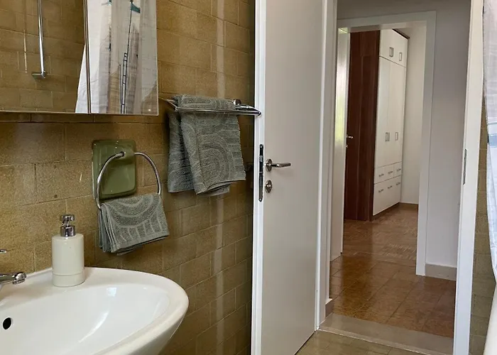Vartal Appartement *