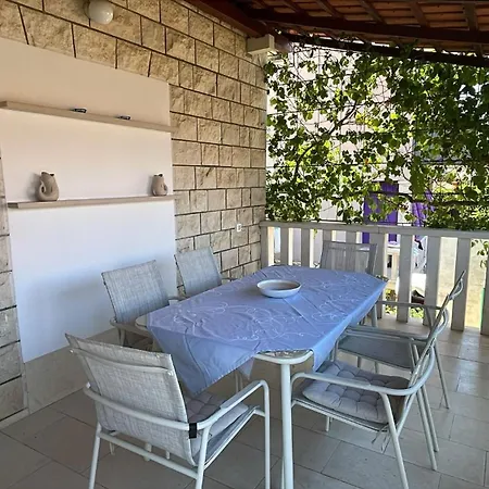 Vartal Apartment Supetar