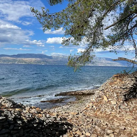 Apartment Vartal Supetar