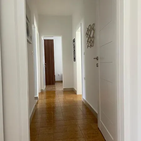 Apartment Vartal Supetar