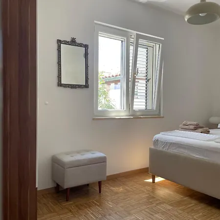 Vartal Apartment Supetar