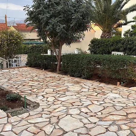 Vartal * Supetar