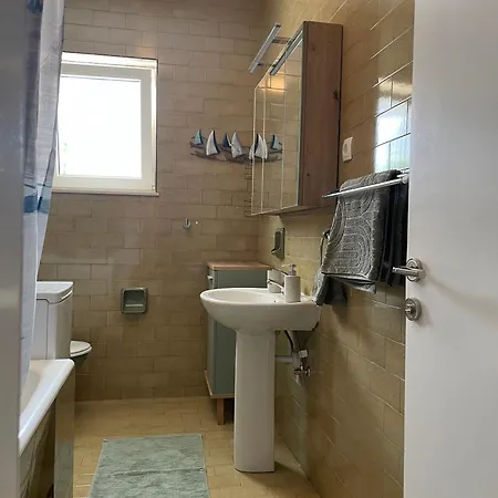 Apartament Vartal *