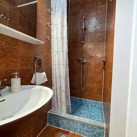 Apartament Vartal *